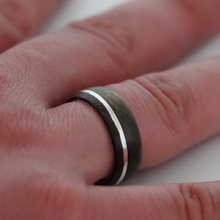 Load image into Gallery viewer, Silver and walnut wood ring