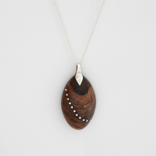 Load image into Gallery viewer, Oval wooden necklace with silver sterling