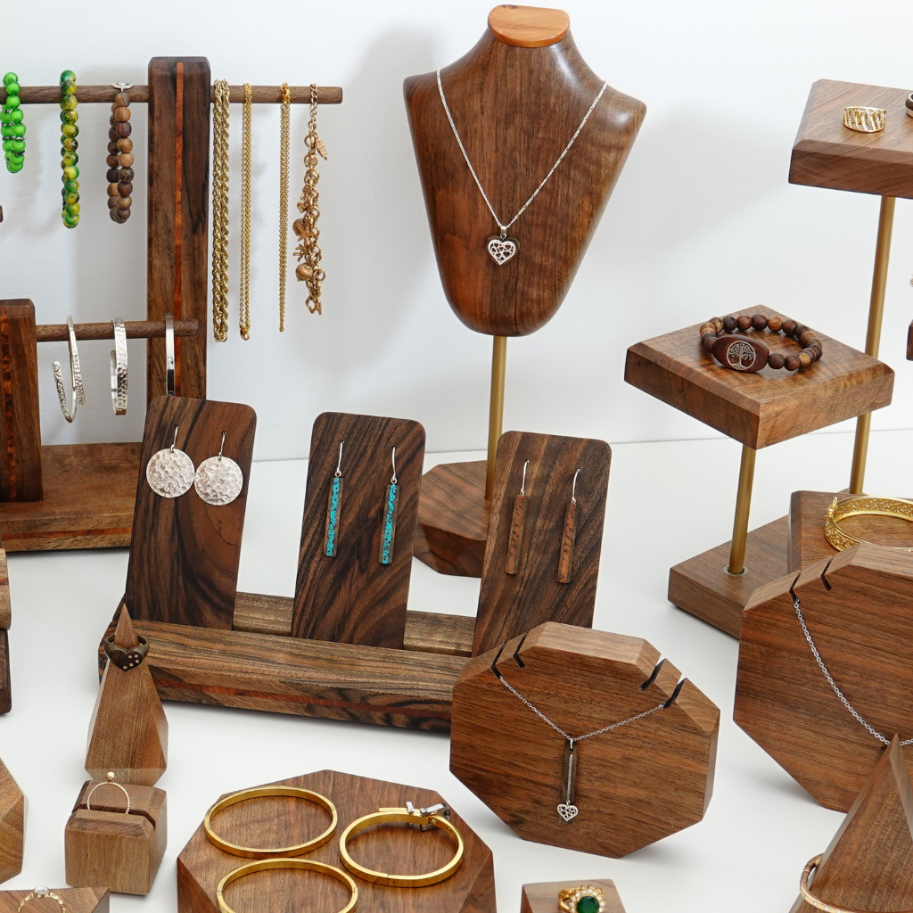 ANATTASOUL Wood Earring Display Stands (2 Sets) - Walnut Y-Shape Holder For Jewelry Organization & Photography, 6.1" Height