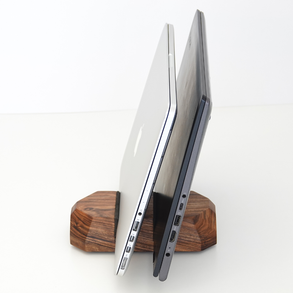 Vertical laptop stand, Dual laptop dock