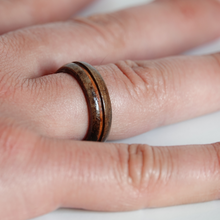 Load image into Gallery viewer, Walnut and juniper ring, wood wedding band,  bentwood ring, wooden ring
